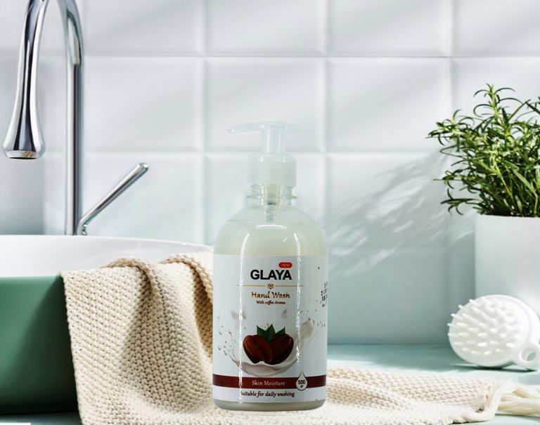 8 اشتباه رایج در استفاده از مایع دستشویی که پوست دست را خراب می‌کند